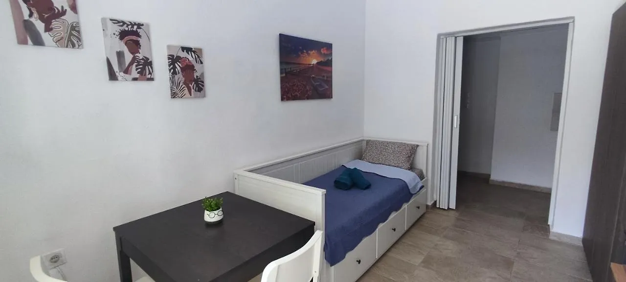 Anna Apartment 네아 미카니오나 그리스