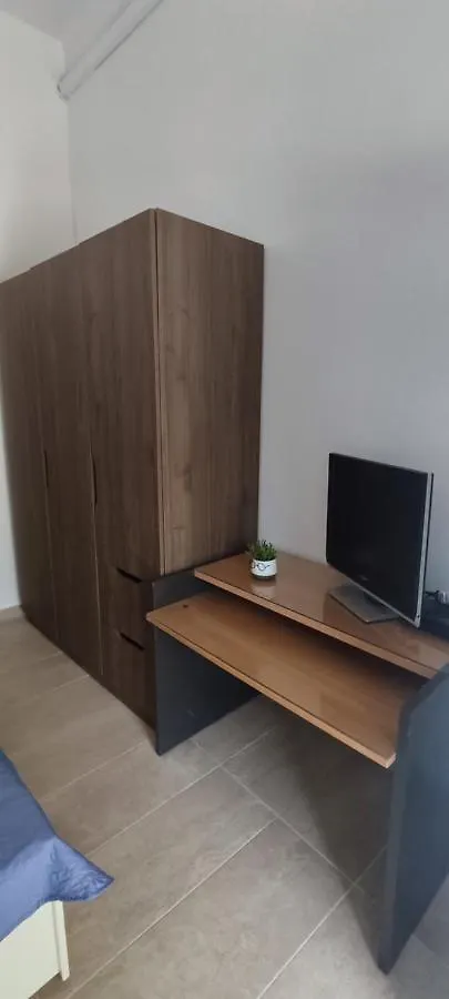 Anna Apartment 네아 미카니오나