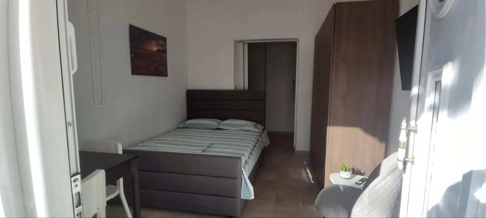 Anna Apartment Неа-Миханиона